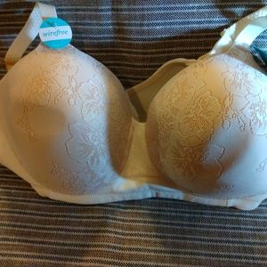 VANITY FAIR Beauty Back Smoother Full Figure Wireless Bra Sz 42C